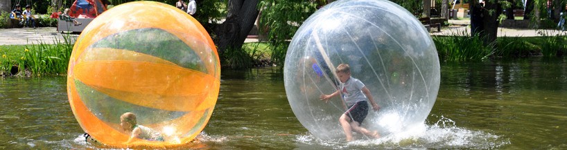 Cymbergaj, trampoliny, baseny z kulami wodnymi - wynajem atrakcji - Lumis.pl